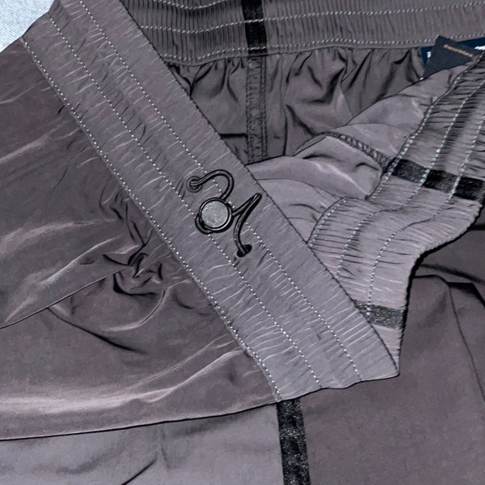 THE NORTH FACE
Black 2000 Mountain Lounge Pants size large - Picture 13 of 13